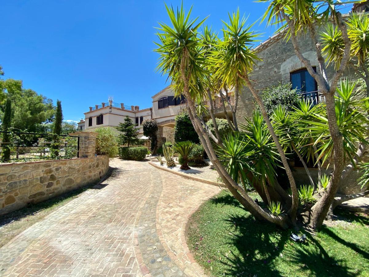 Le Colline Del Gelso-Masseria Mazzei Vendégház Rossano Kültér fotó